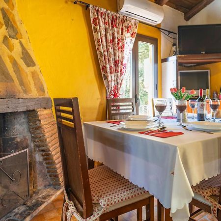 Amazing Cottage In Algatocin With Kitchen Exterior photo
